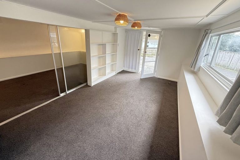 Photo of property in 9 William Souter Street, Forrest Hill, Auckland, 0620