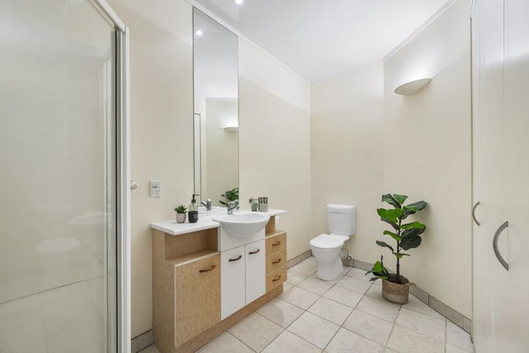 Photo of property in 14/37u Majoribanks Street, Mount Victoria, Wellington, 6011