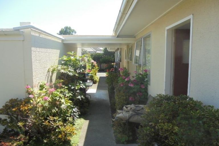 Photo of property in 1/34 Ngarimu Crescent, Taradale, Napier, 4112