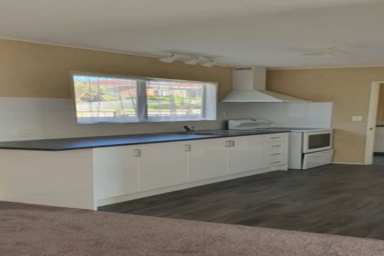 Photo of property in 19 Porikapa Road, Owhata, Rotorua, 3010