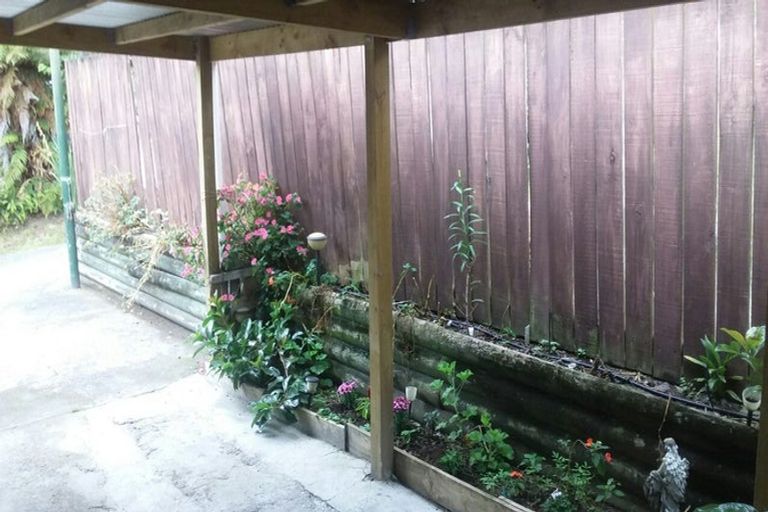 Photo of property in 6 Nettlingham Place, Te Puke, 3119