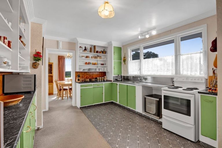 Photo of property in 414 South Road, Hawera, 4674