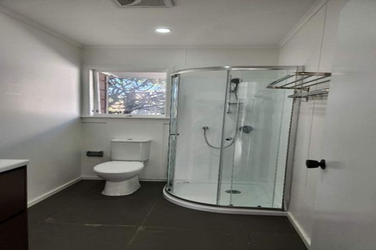 Photo of property in 11 Holden Place, Manukau, Auckland, 2025