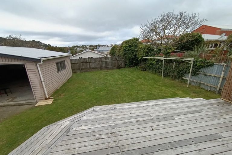 Photo of property in 10 Chamberlain Road, Karori, Wellington, 6012