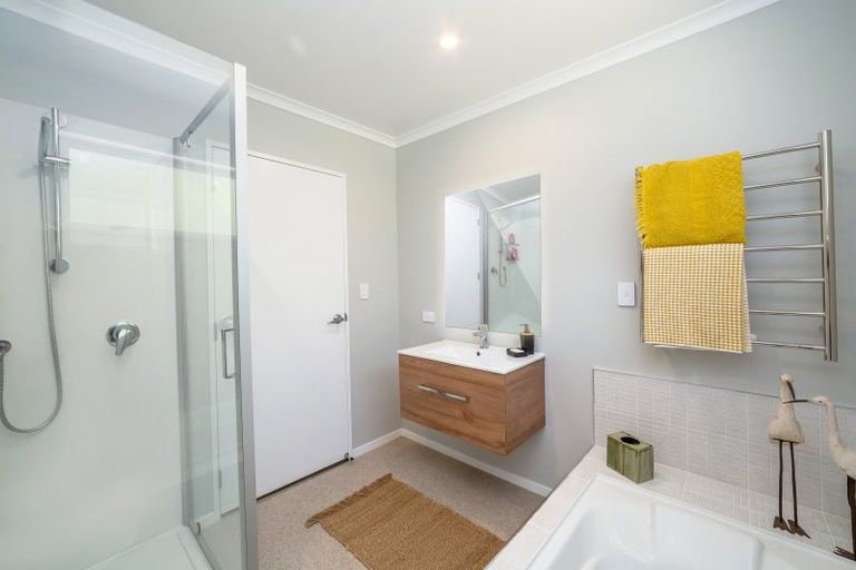 Photo of property in 19 Cotterville Crescent, Greytown, 5712