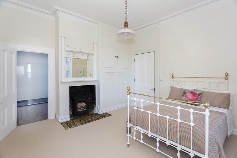 Photo of property in 1 Greta Street, South Hill, Oamaru, 9400