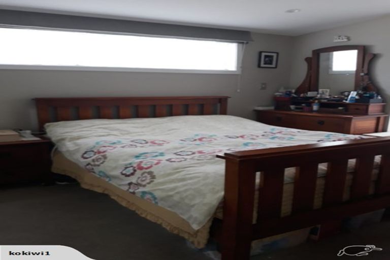 Photo of property in 113u2 Moorefield Road, Johnsonville, Wellington, 6037