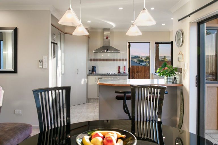 Photo of property in 6 Amarillo Place, Ohauiti, Tauranga, 3112