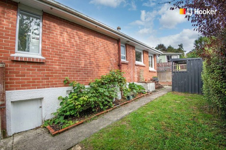 Photo of property in 8 Corbett Street, Green Island, Dunedin, 9018