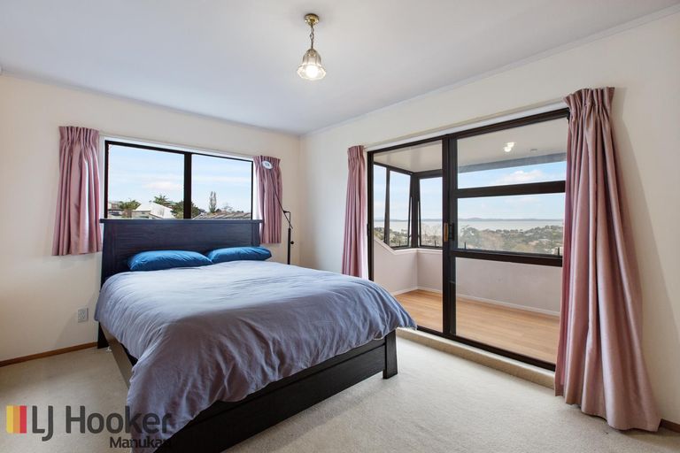 Photo of property in 1/52 Haseler Crescent, Howick, Auckland, 2014
