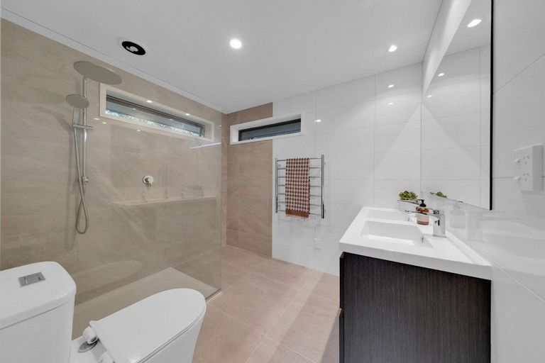 Photo of property in 48 Wiltshire Drive, Huntington, Hamilton, 3210