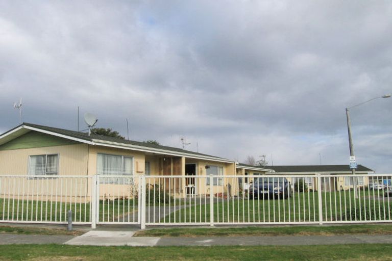 Photo of property in 55 Coventry Avenue, Tamatea, Napier, 4112