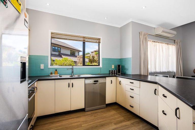 Photo of property in 26 Navigation Drive, Whitby, Porirua, 5024