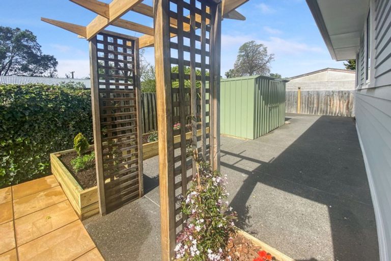 Photo of property in 196 Wilsons Road South, Saint Martins, Christchurch, 8022