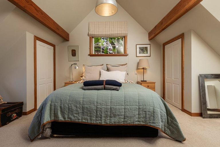 Photo of property in 9 Hunter Crescent, Wanaka, 9305