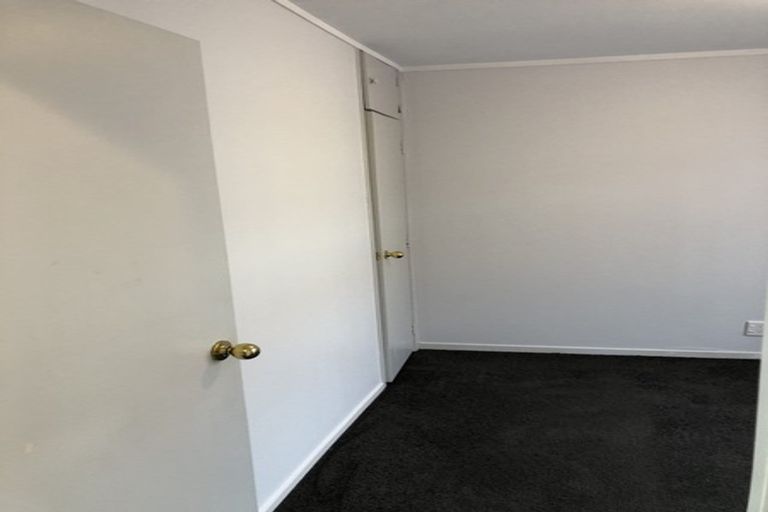 Photo of property in 85d Stottholm Road, Titirangi, Auckland, 0604