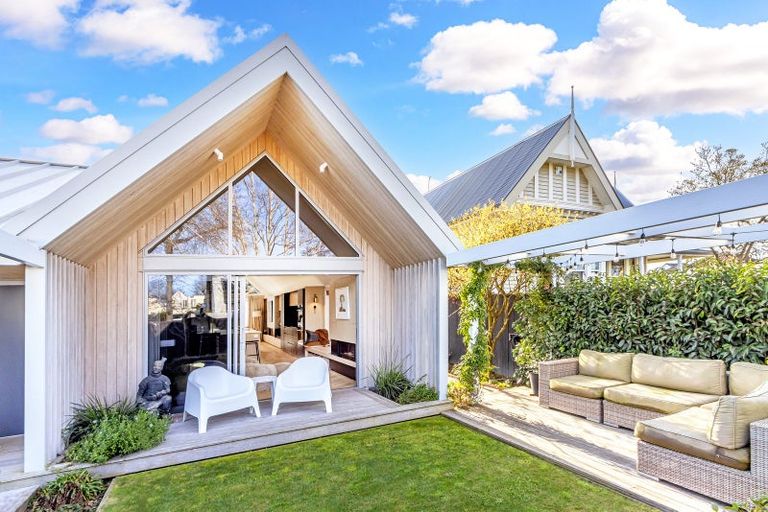 Photo of property in 117 Rugby Street, Merivale, Christchurch, 8014