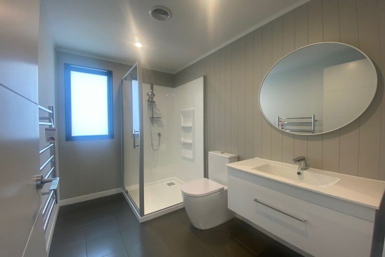 Photo of property in 19 Kaiwaru Place, Waikanae, 5036