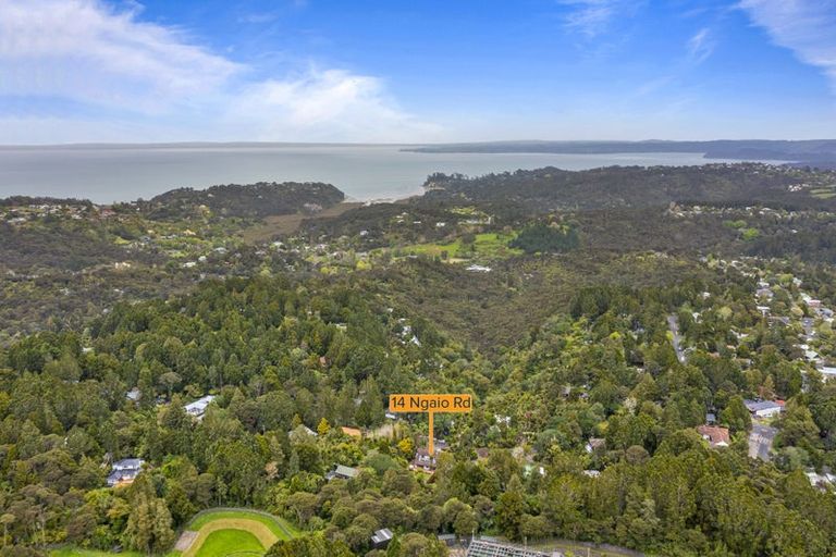 Photo of property in 14 Ngaio Road, Titirangi, Auckland, 0604