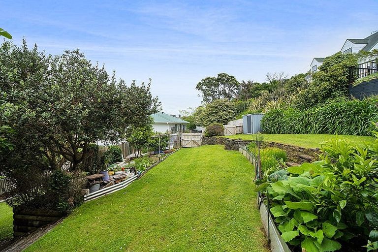 Photo of property in 215 Ngamotu Road, Spotswood, New Plymouth, 4310