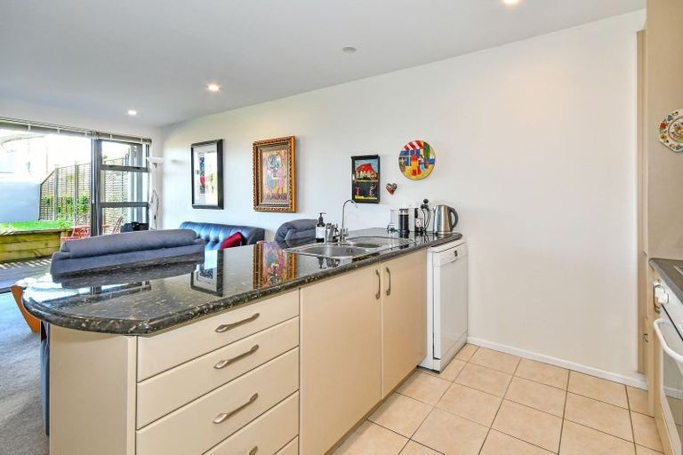Photo of property in 2/8 Landscape Road, Papatoetoe, Auckland, 2025