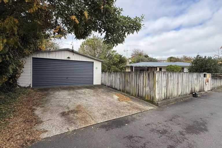 Photo of property in 64 Mansel Avenue, Hillcrest, Hamilton, 3216