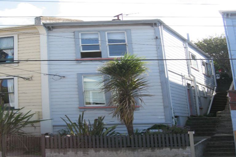 Photo of property in 62 Wallace Street, Mount Cook, Wellington, 6021