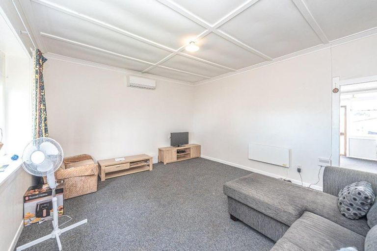 Photo of property in 6 Harper Street, Gonville, Whanganui, 4501
