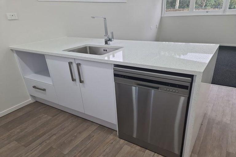 Photo of property in 42 Helvetia Road, Pukekohe, 2120