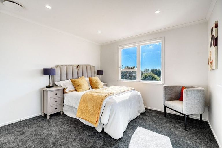 Photo of property in 51 Fitzwater Place, Henderson, Auckland, 0612