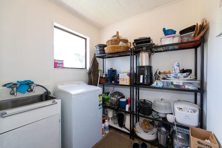 Photo of property in 33 Higginson Street, Otane, 4202