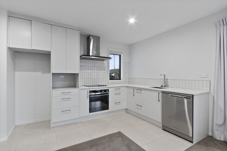 Photo of property in 2 Kimbolton Street, Rototuna North, Hamilton, 3210