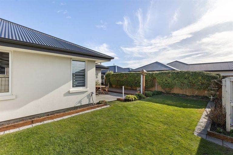 Photo of property in 10 Saint Adela Place, Woolston, Christchurch, 8062