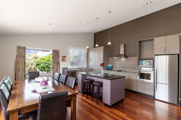 Photo of property in 69a Hensman Road, Queenstown, 9300