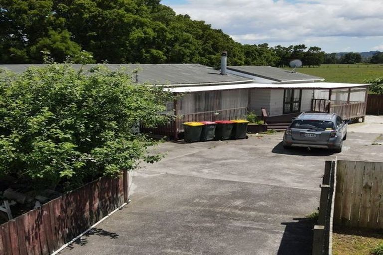 Photo of property in 48 Pukeroa Place, Papakura, 2110