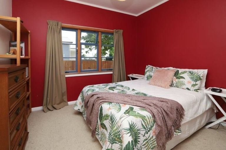 Photo of property in 8 Naylor Street, Hamilton East, Hamilton, 3216