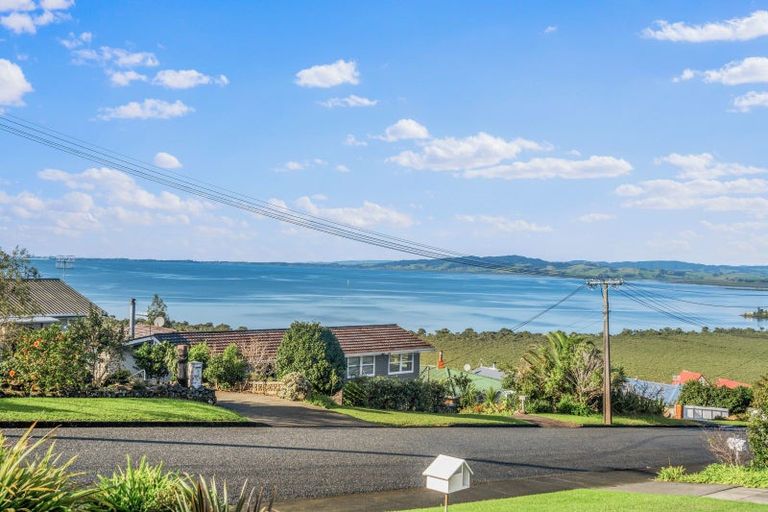 Photo of property in 8 Harbour View Road, Onerahi, Whangarei, 0110