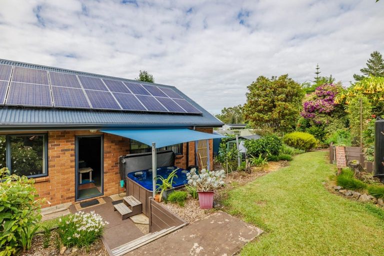 Photo of property in 94 Mccaughan Road, Kerikeri, 0294