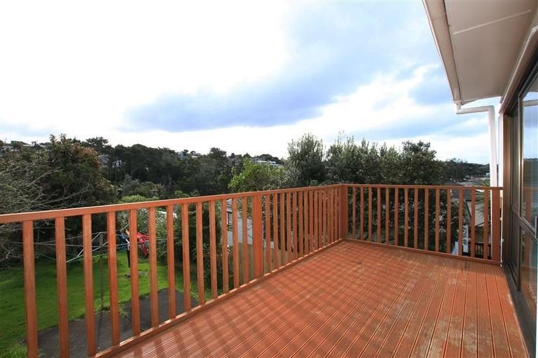 Photo of property in 1/658 Beach Road, Browns Bay, Auckland, 0630