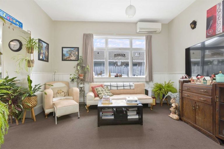 Photo of property in 15 Clare Road, St Albans, Christchurch, 8014