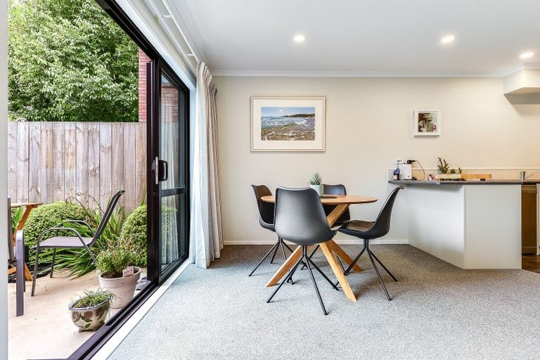 Photo of property in 19u2 Albert Street, Hamilton East, Hamilton, 3216