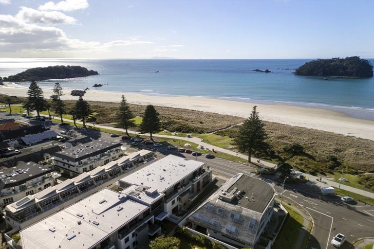 Photo of property in 10/48 Marine Parade, Mount Maunganui, 3116