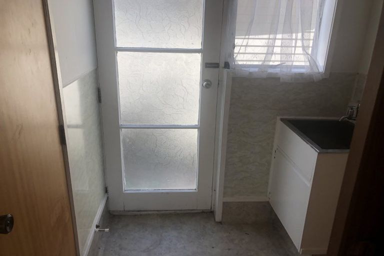 Photo of property in 4u4 May Street, Hamilton East, Hamilton, 3216