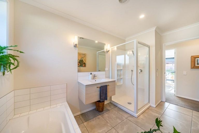 Photo of property in 30 Martingale Drive, Whitby, Porirua, 5024