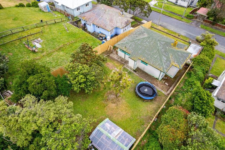 Photo of property in 15 Northumberland Street, Cannons Creek, Porirua, 5024