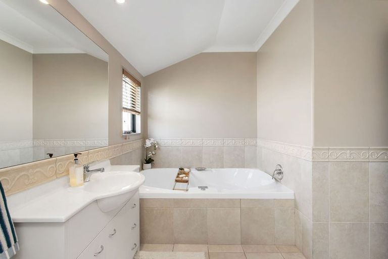 Photo of property in 6 Primrose Hill Lane, Casebrook, Christchurch, 8051