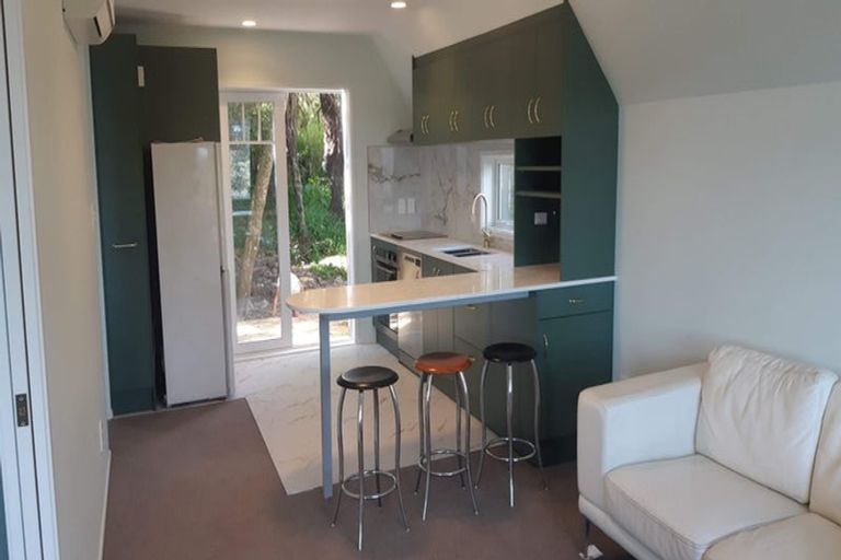 Photo of property in 71b Rosecamp Road, Beach Haven, Auckland, 0626