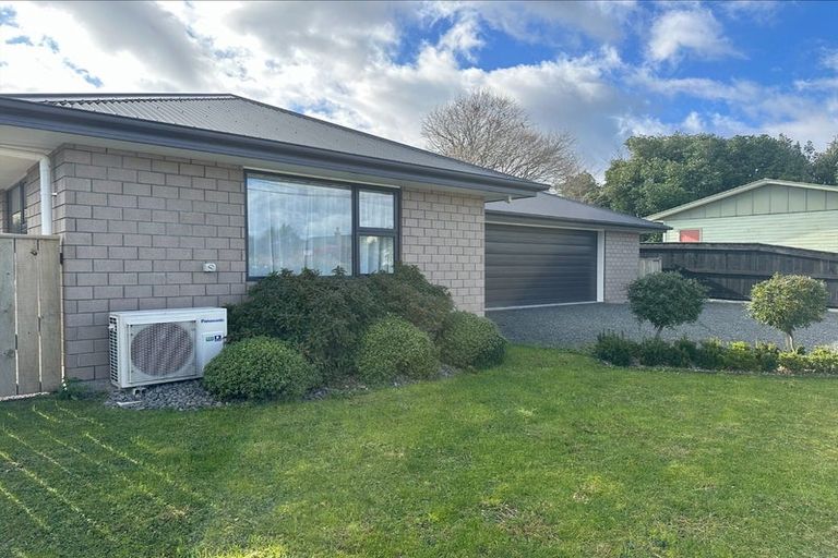 Photo of property in 8 Gordon Place, Levin, 5510
