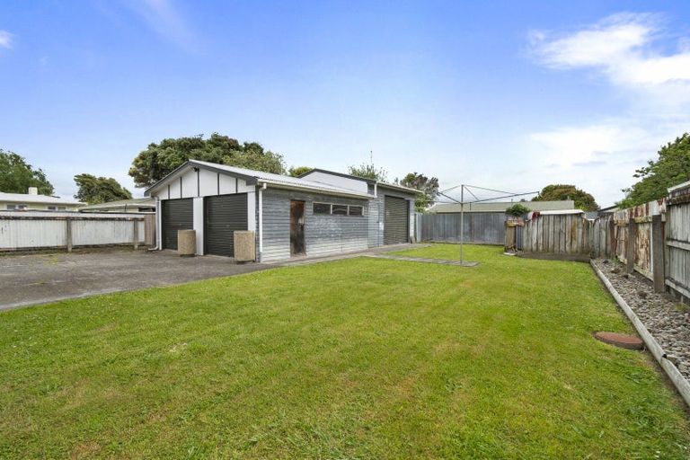 Photo of property in 3 Somerset Crescent, Highbury, Palmerston North, 4412