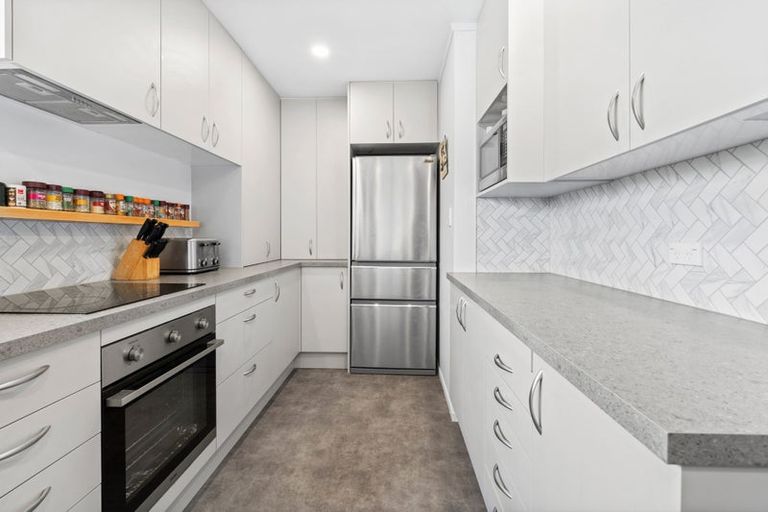 Photo of property in 368 Whangaparaoa Road, Stanmore Bay, Whangaparaoa, 0932